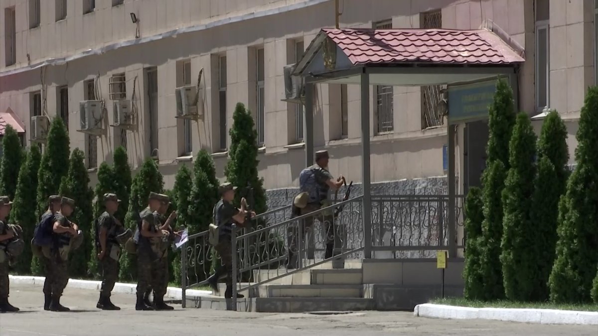 Алматыда әскерден қашып кеткен сарбаз ұсталды