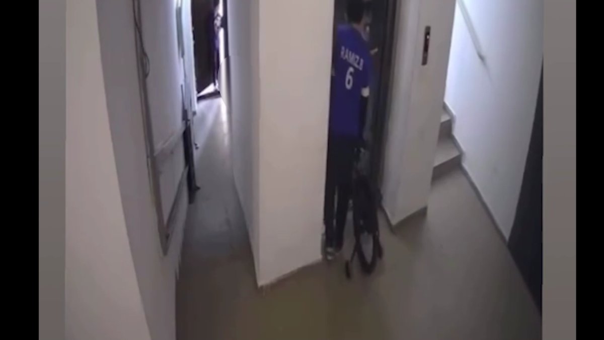 Атырауда жасөспірім жеделсаты шахтасына құлап кетті