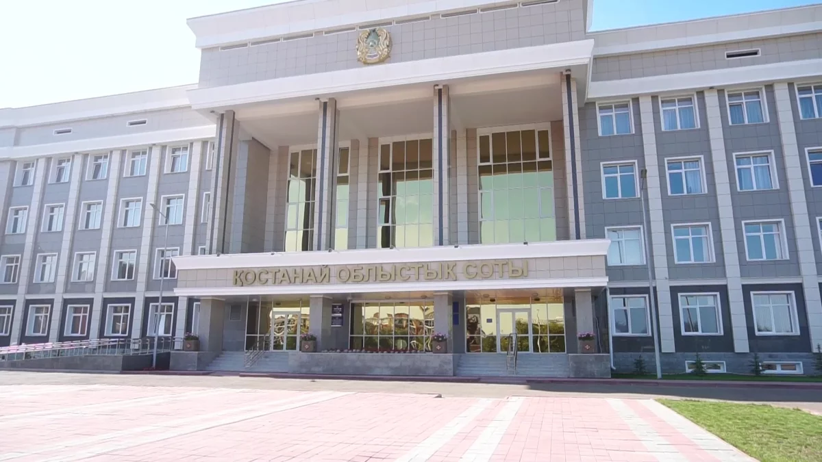 К 8-ми годам тюрьмы приговорили инкассатора, который похитил почти 40 миллионов тенге из терминалов в Костанайской области
