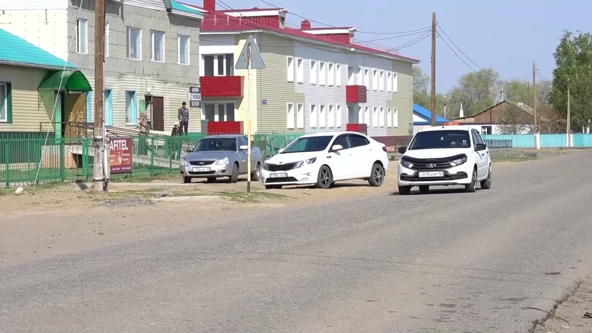 Суға кеткен көліктен үш адамның денесі шығарылды