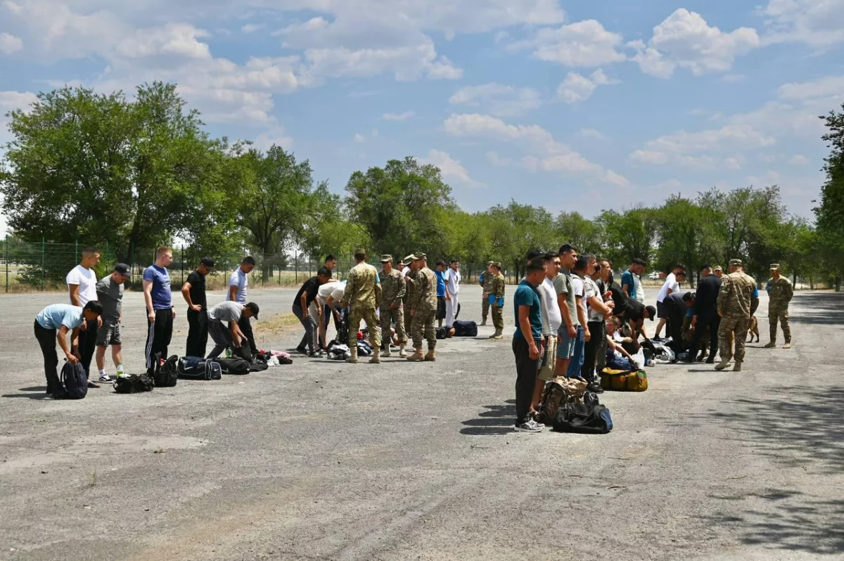 Армия резерві: 300-ден аса запастағы әскери қызметші әскери жиынға қатысып жатыр