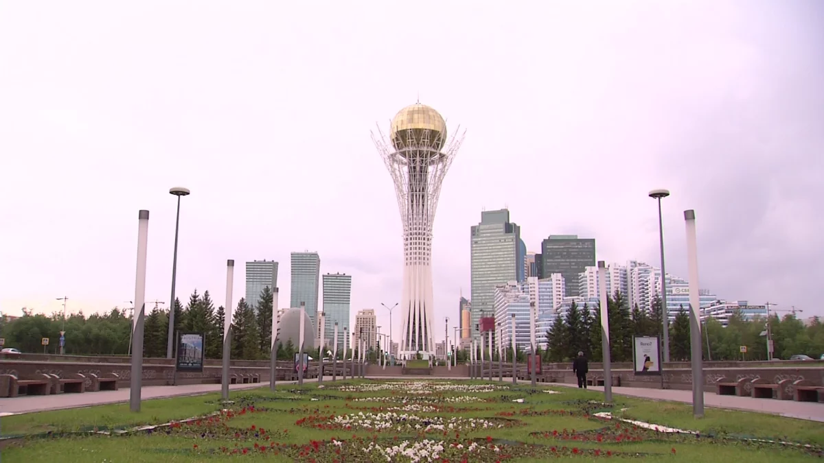 «Конституция – қоғамдағы тұрақтылықтың кепілі» - саясаттанушы