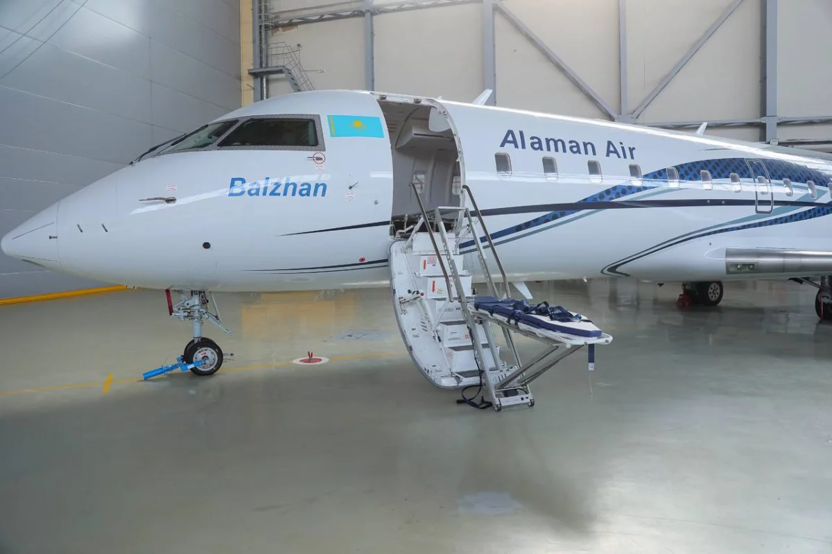 Медавиация Казахстана получила реактивный Bombardier CRJ200