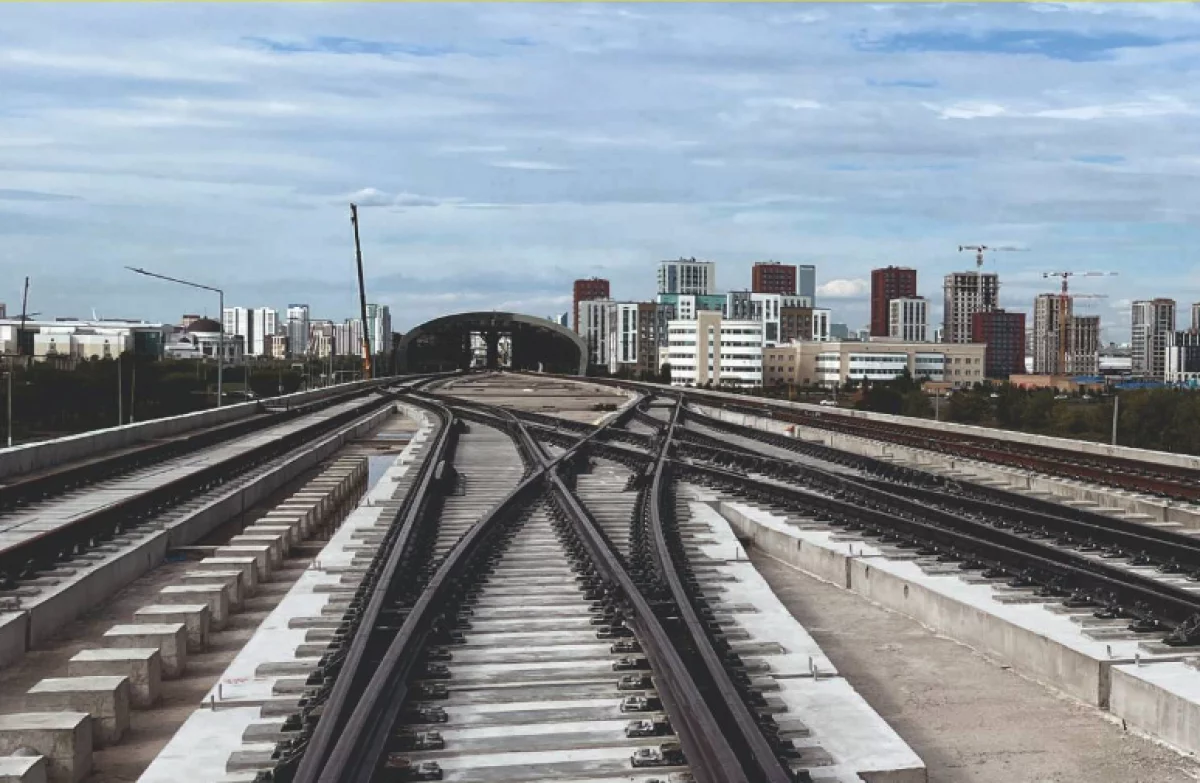89 километров стали: завершён один из главных этапов строительства LRT в Астане