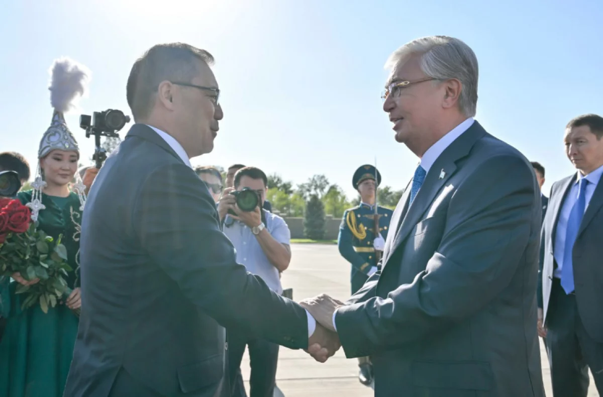 Токаев прибыл в Кыргызстан