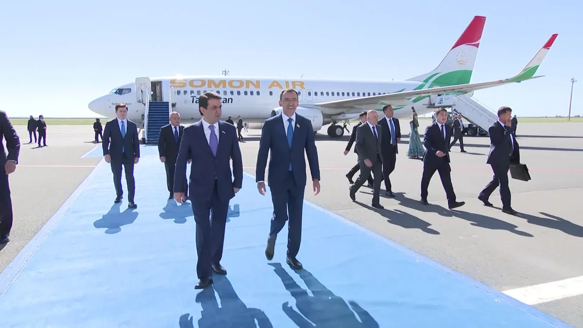 Қазақстанға Тәжікстанның Маджлиси Оли Маджлиси милли Төрағасы Рустами Эмомали келді