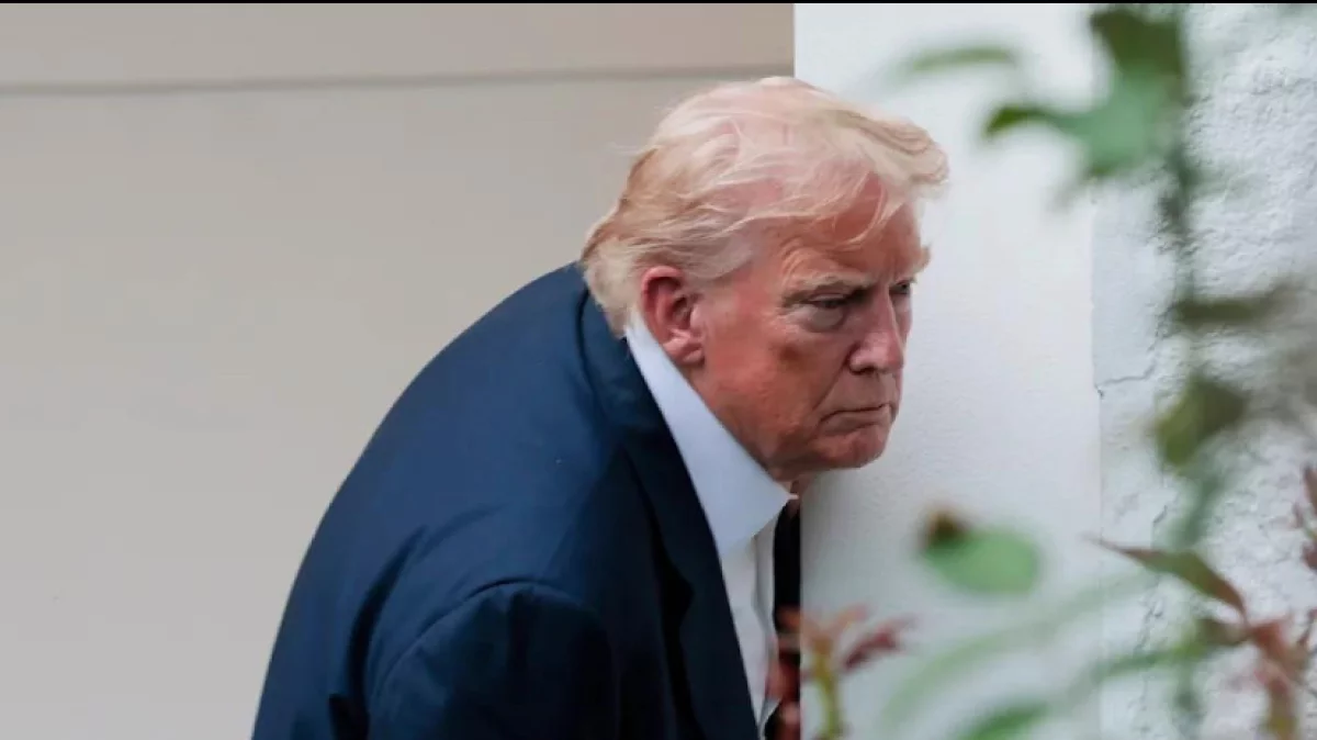 Трамп уволил рабочих из-за трещины в камне у Белого дома