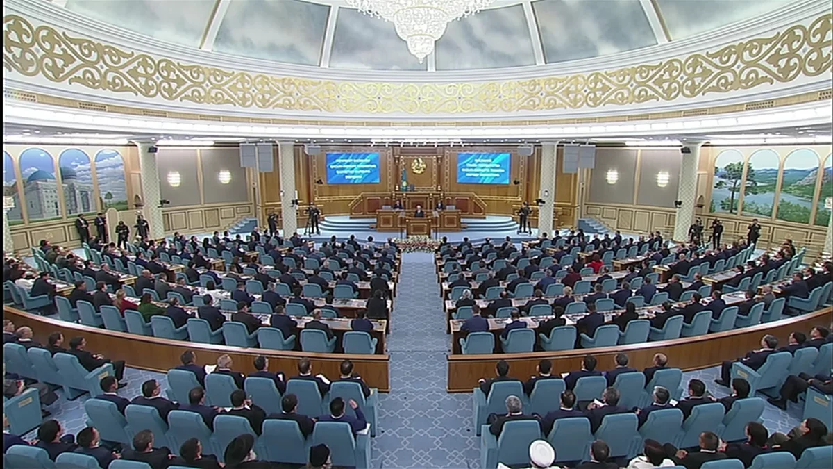 Однопалатный парламент и тотальная цифровизация: о каких реформах в своем послании говорил президент
