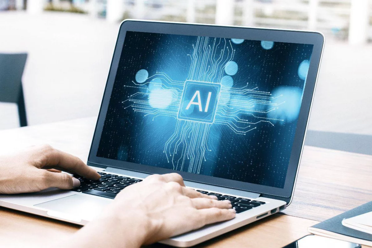 200 мыңнан астам педагог жасанды интеллектіні қолдануға арналған тегін курстан өтті