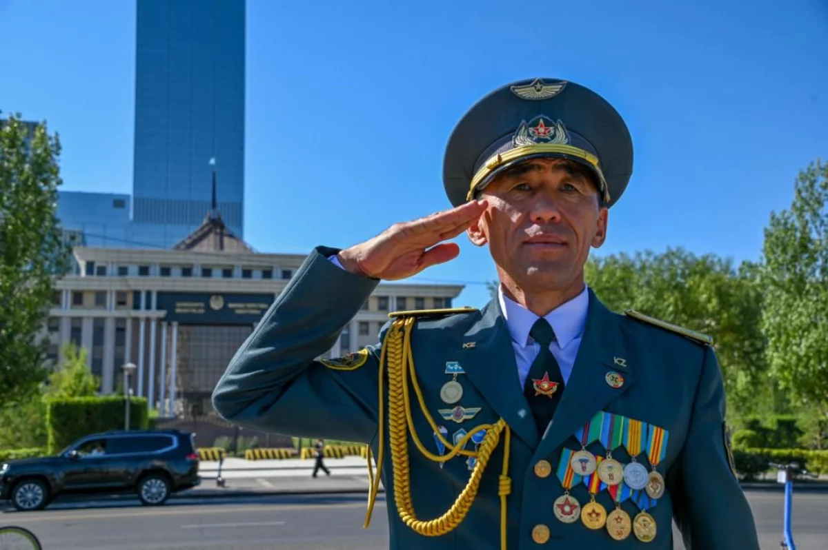 Қарулы күштердің әскери қызметшісі Республика күніне орай 600 шақырым жүгіруге ниетті