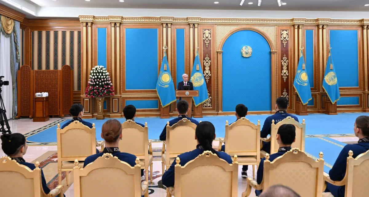 Мемлекет басшысы бокстан Әлем чемпионатының жеңімпаздары мен жүлдегерлерін марапаттау рәсіміне қатысты