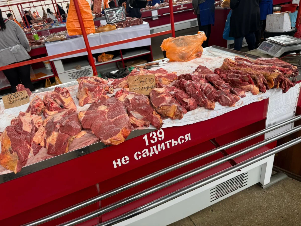 Ет өнімдері арзан бағада сатылды