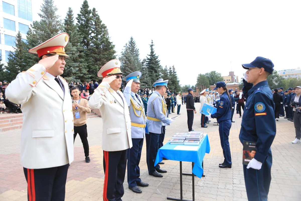 Қостанай академиясында жас курсанттар ант қабылдады