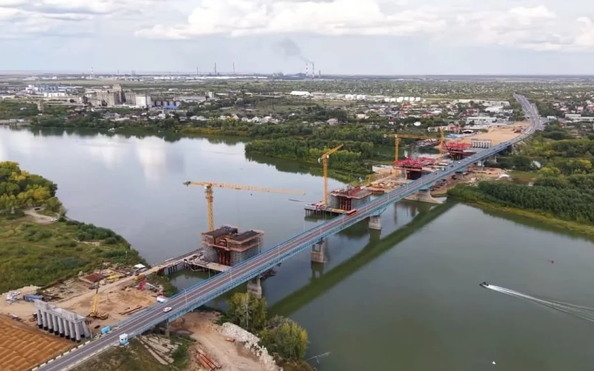 Как идет строительство первого в Казахстане экстрадозного моста, показали в «Казавтожоле»