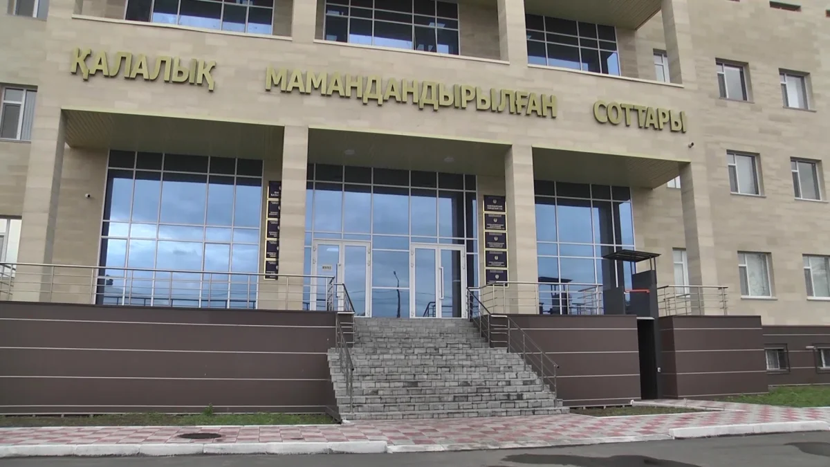 Павлодарда 12 жастағы өгей қызын зорлаған педофил сотталды