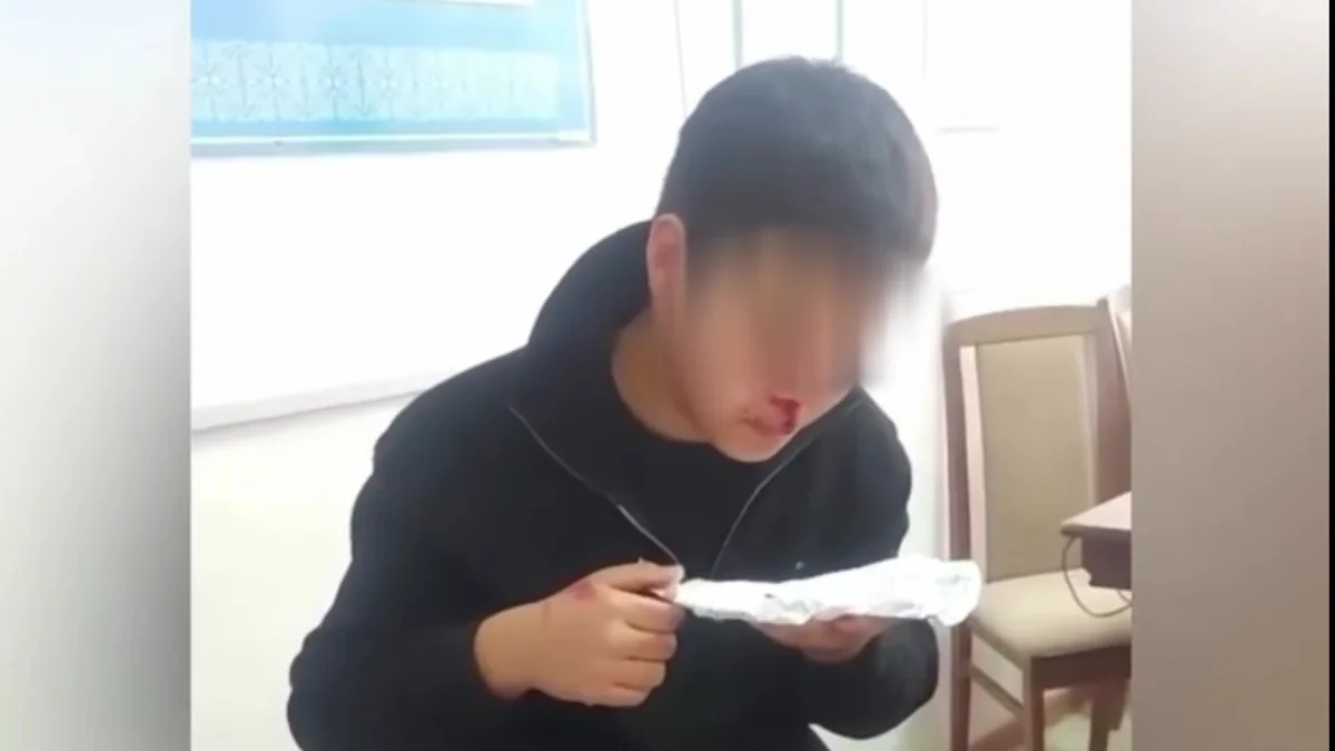 Атырау облысында колледж студентін соққыға жыққан