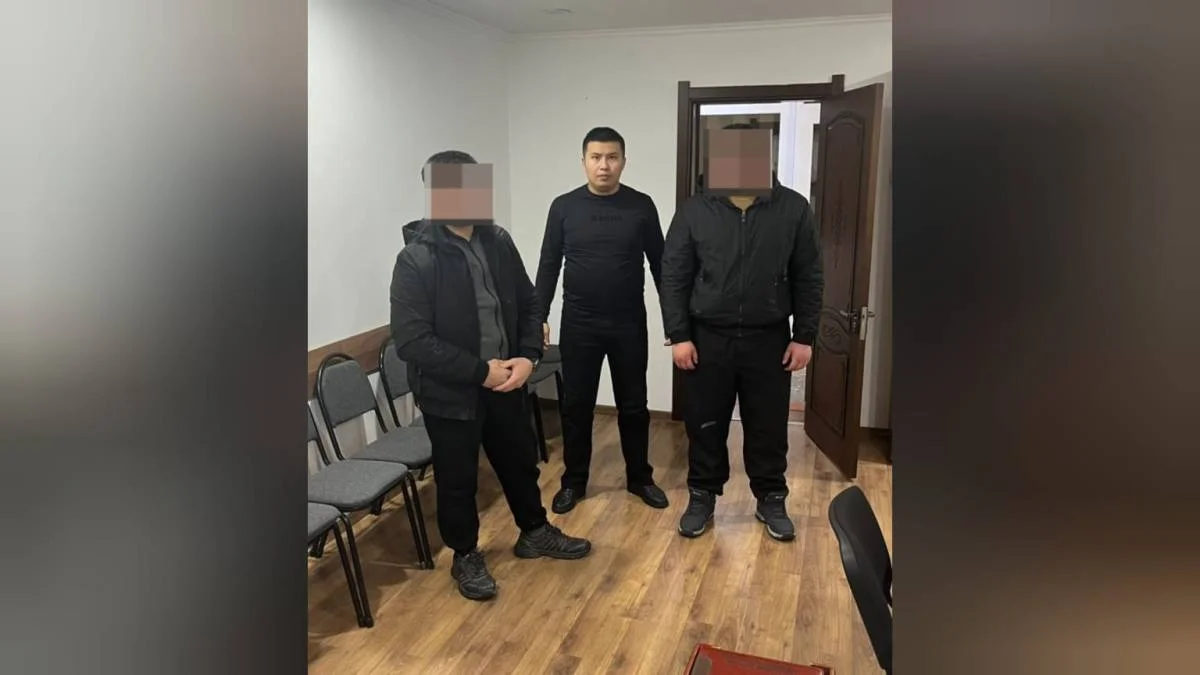 В Караганде двое молодых людей ограбили 19-летнего парня в новогоднюю ночь