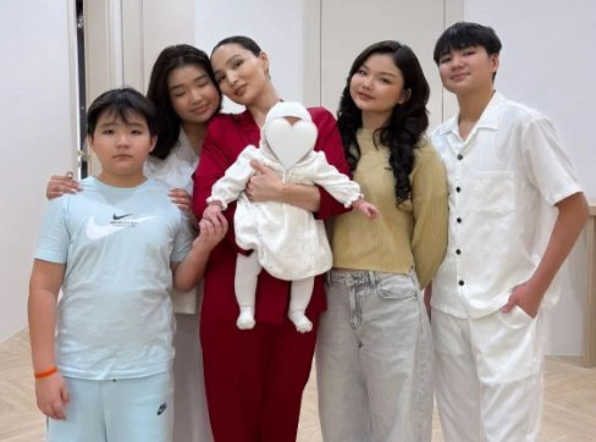 Жулдыз Абдукаримова поделилась семейным отдыхом на Мальдивах