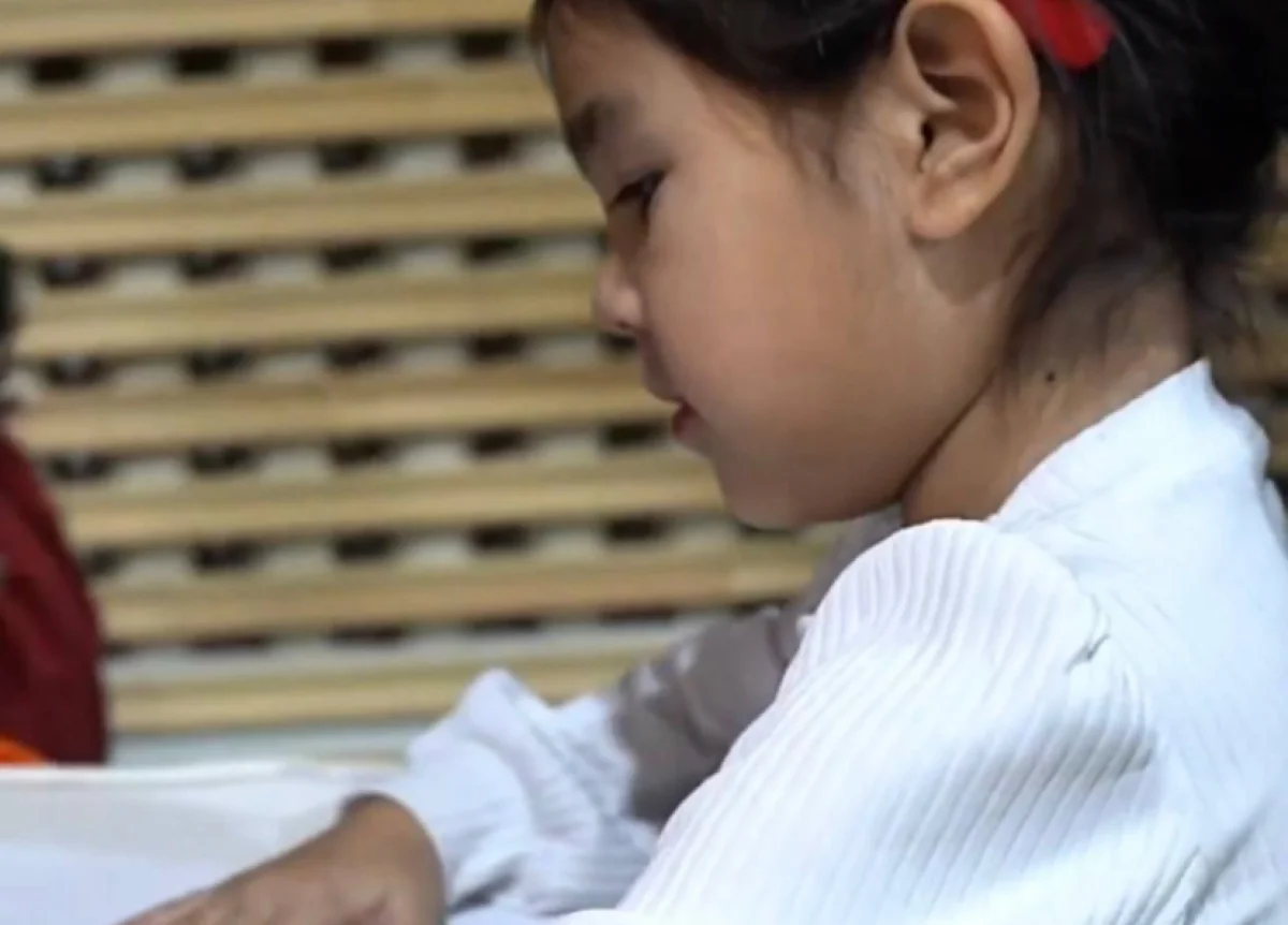 «Пусть все папы возвращаются домой»: письмо девочки из Семея Деду Морозу тронуло до слёз