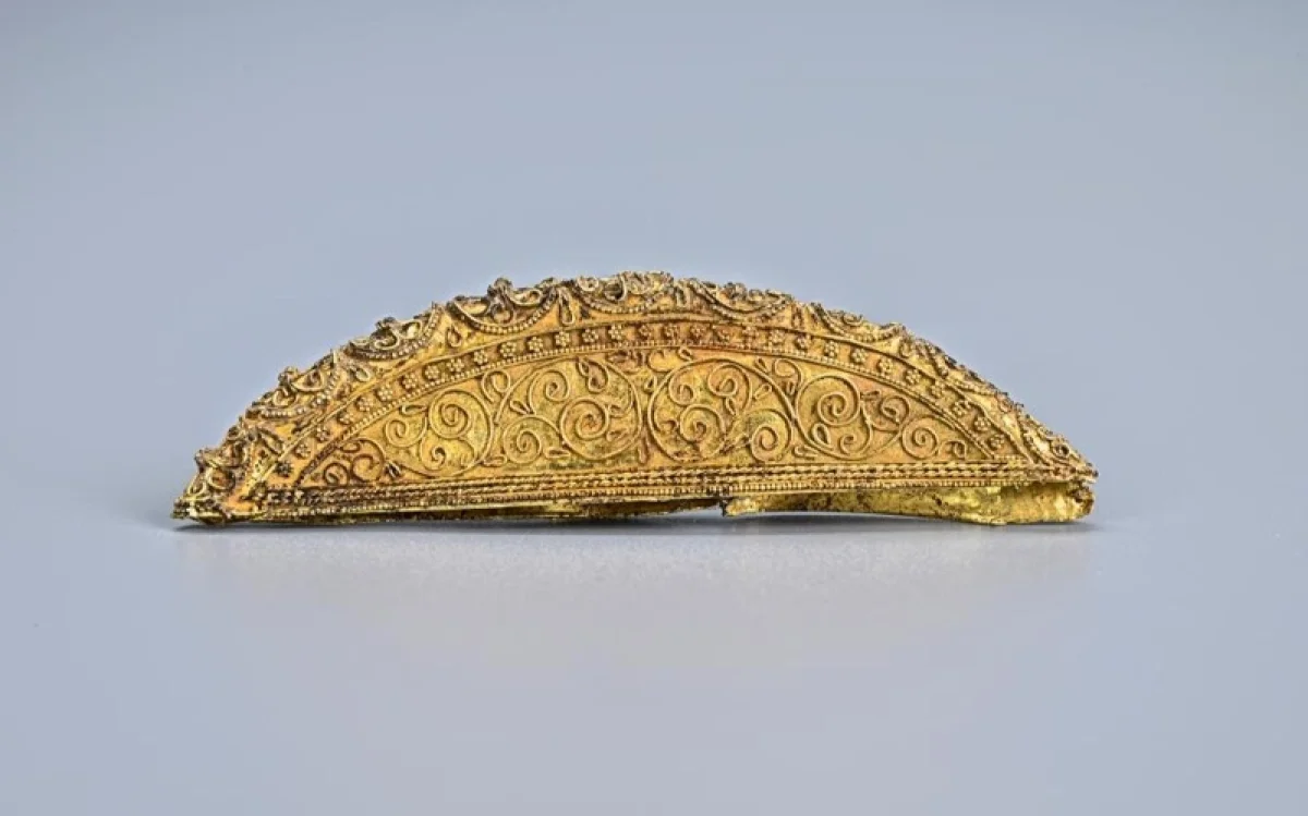 Қытайлық археологтар көне қабірден алтын-күміс бұйымдарды тапты