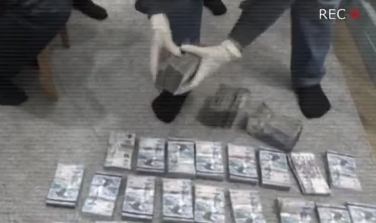 На крупной взятке с контрабанды попался сотрудник департамента госдоходов ЗКО