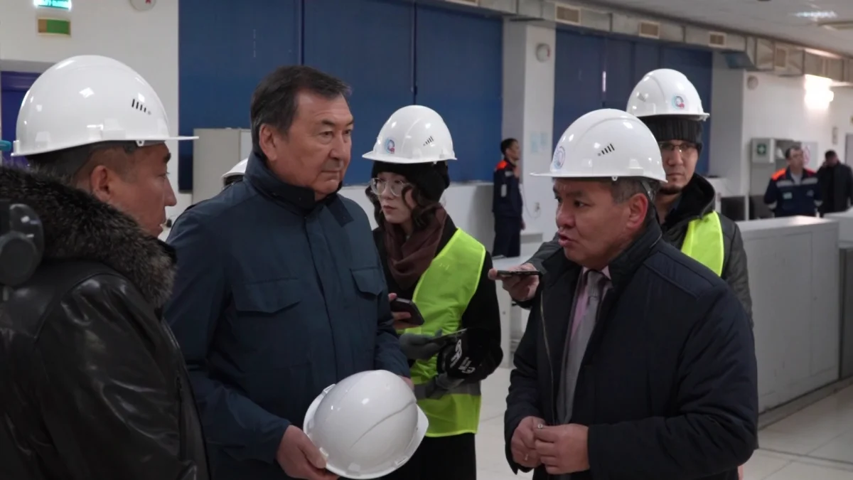 Мәжіліс депутаттары өңірдегі даулы мәселелерге араша түсі