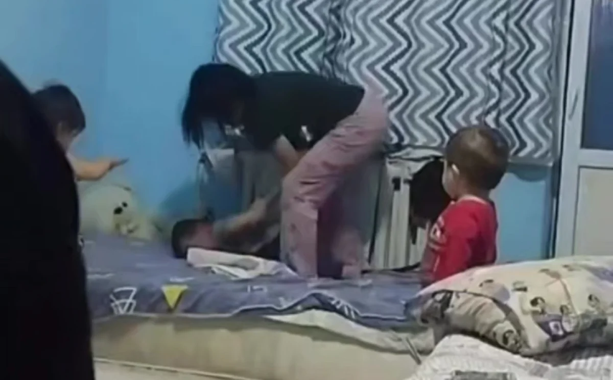 Избиение ребёнка матерью в Жаркенте: органы опеки рассмотрят вопрос лишения родительских прав