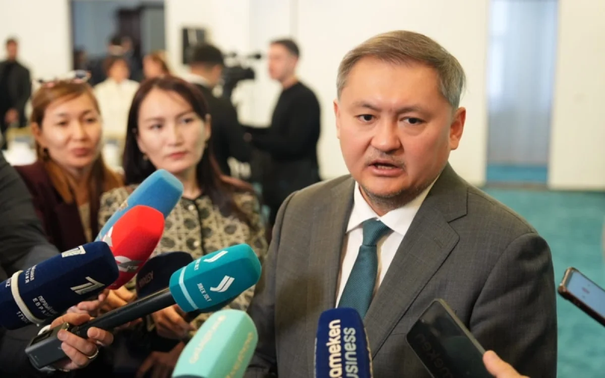 AI-Sana бағдарламасы аясында 100 мың студент ЖИ алгоритмдерін меңгереді