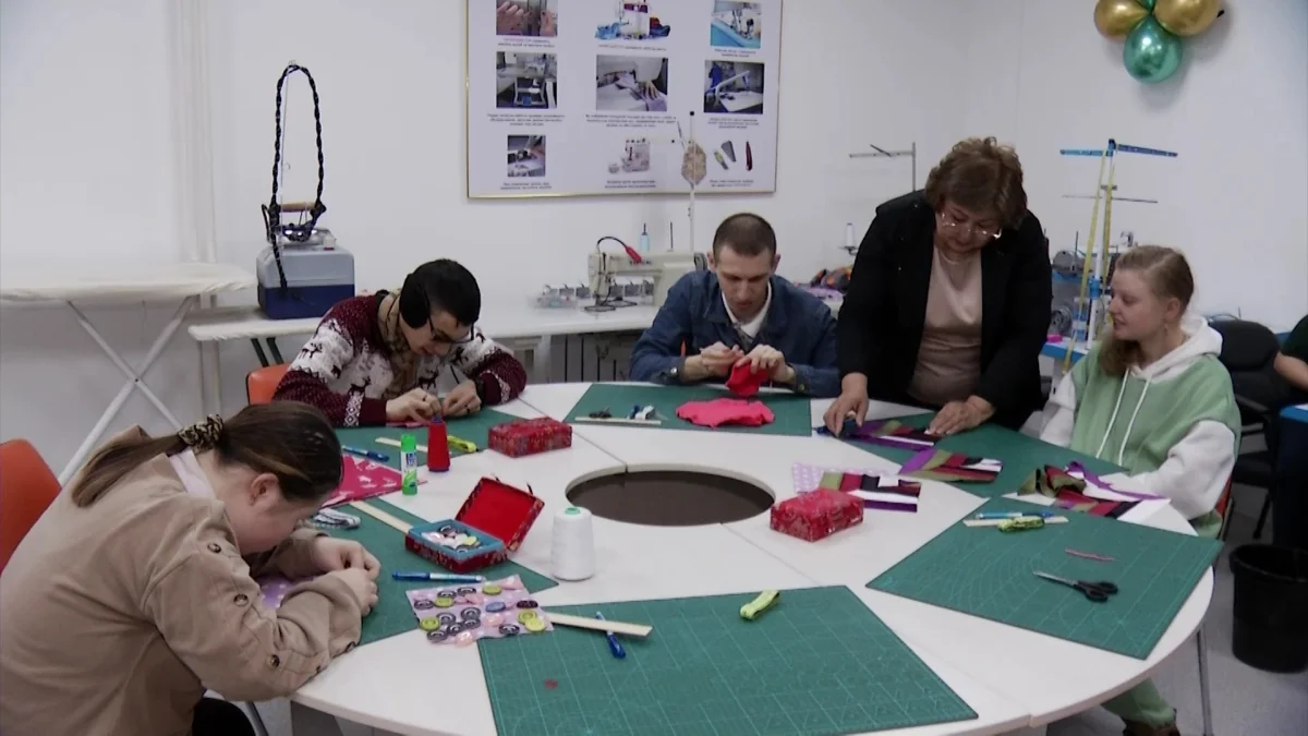 Алматыда әлеуметтік бейімдеуге арналған алғашқы тігін және тоқыма шеберханасы ашылды