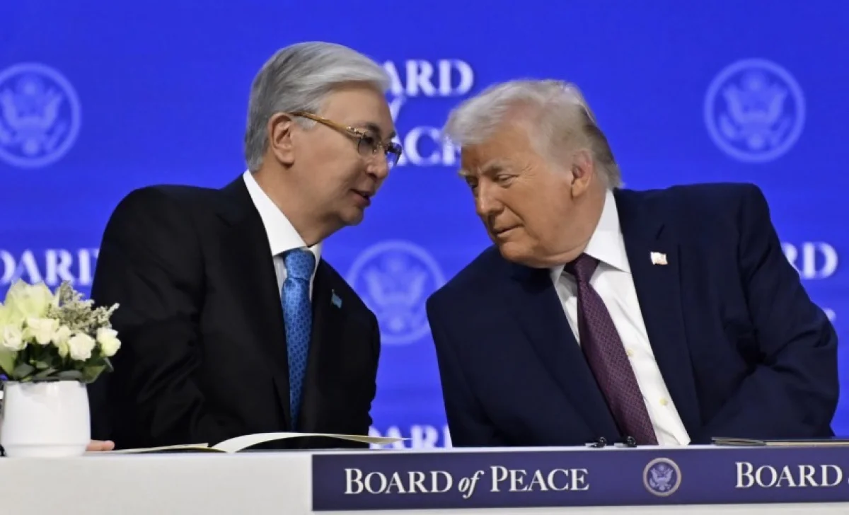 Токаев подписал Устав Совета мира в Давосе