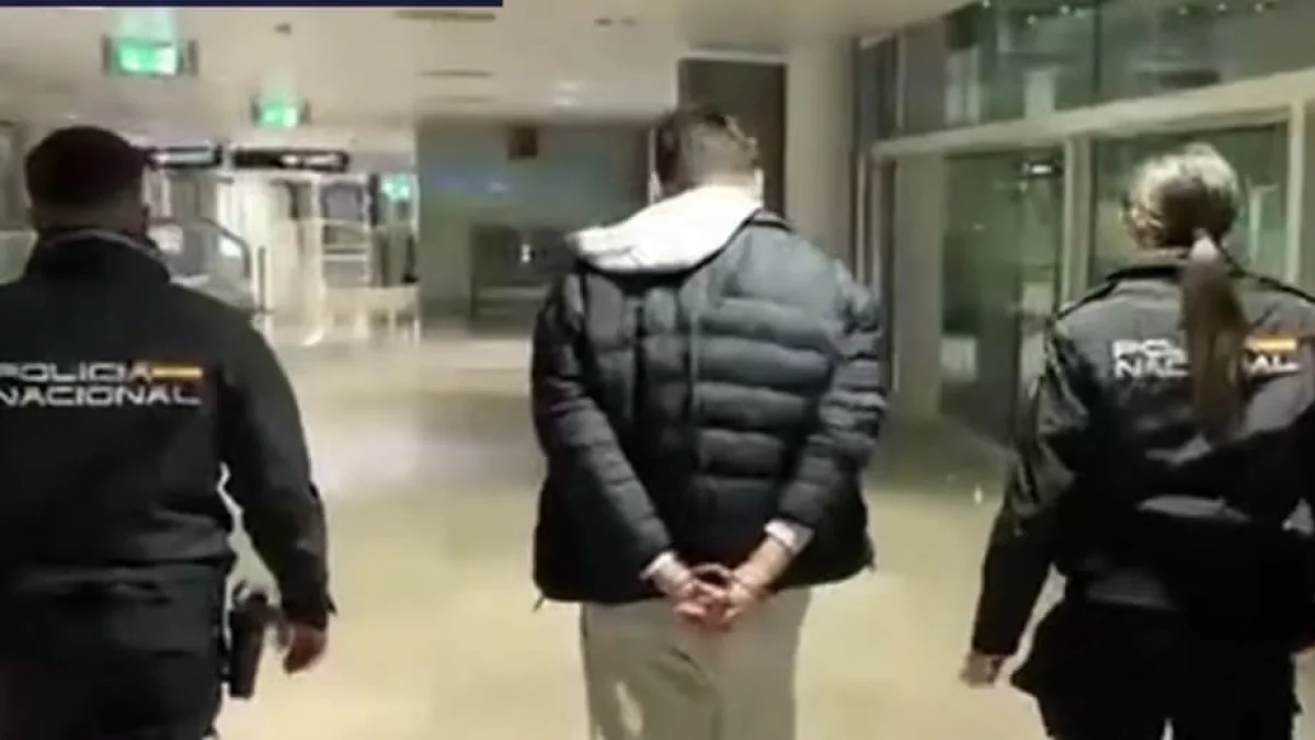 Из Барселоны в Казахстан доставлен таможенник, подозреваемый в махинациях с ввозом автомобилей