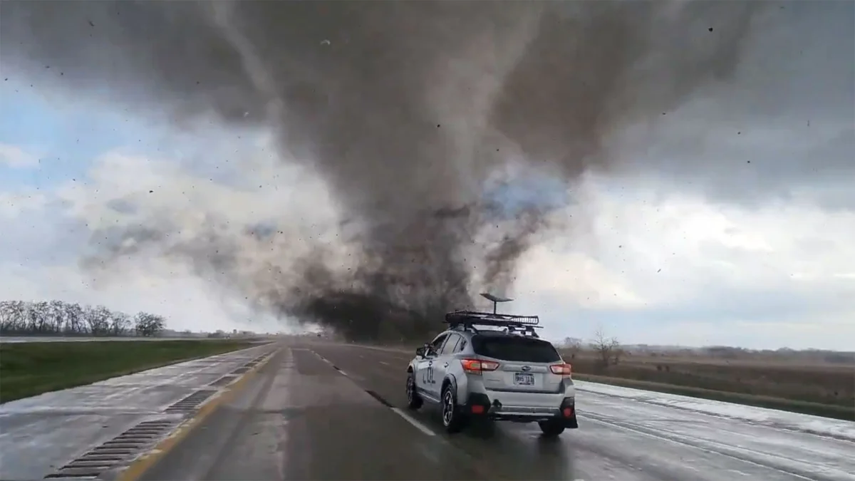 8 мыңнан астам әуе рейсі тоқтады: 18 штатта төтенше жағдай жарияланды