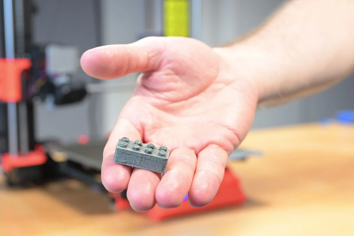 На Луне хотят строить поселения из «метеоритных» кубиков LEGO