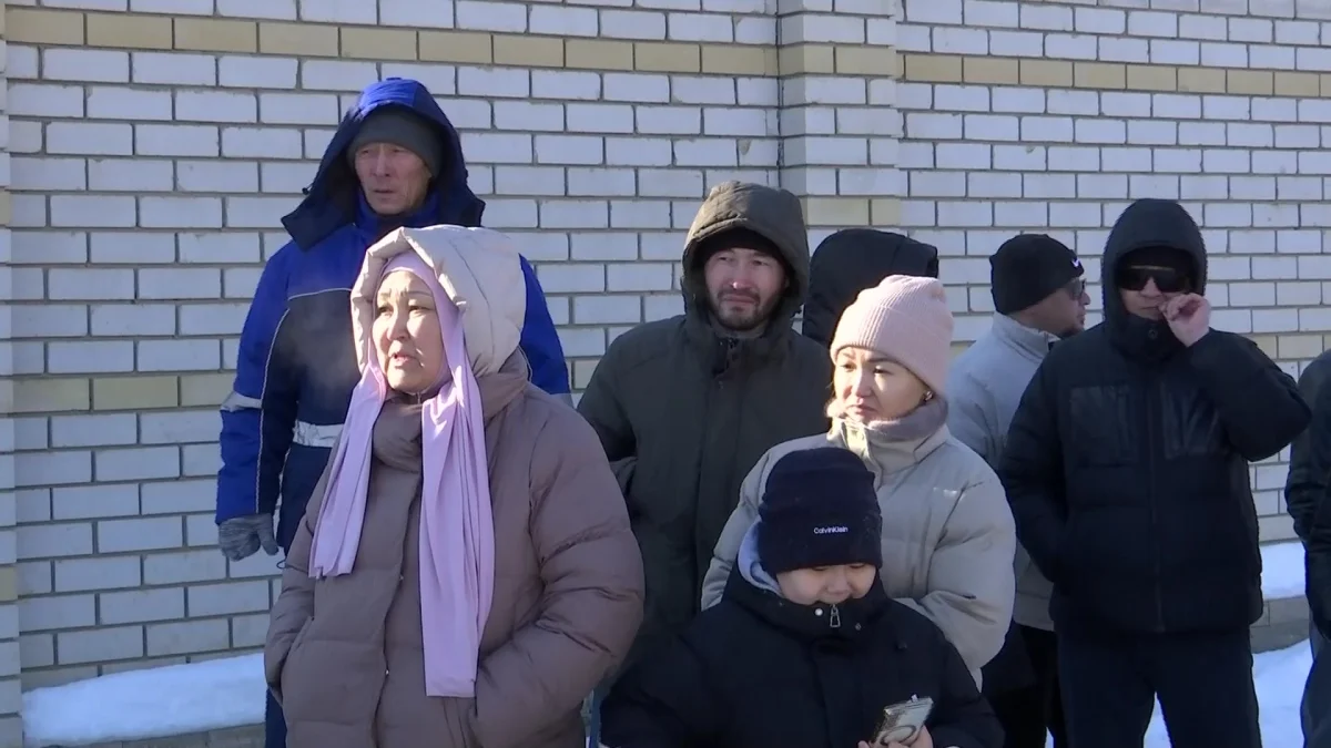 Десятки жителей дачного коллектива близ Актобе замерзают в собственных домах