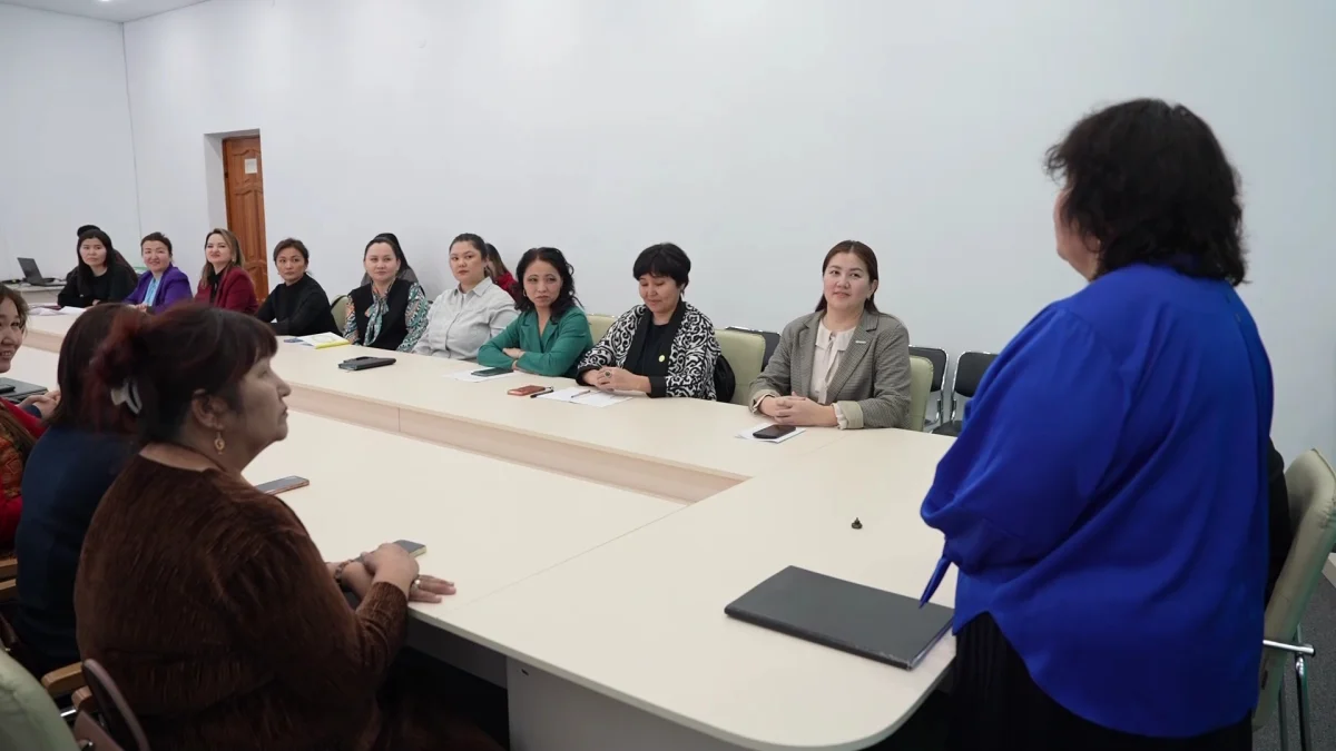 Проблемы современных женщин и пути их решения обсудили в Уральске