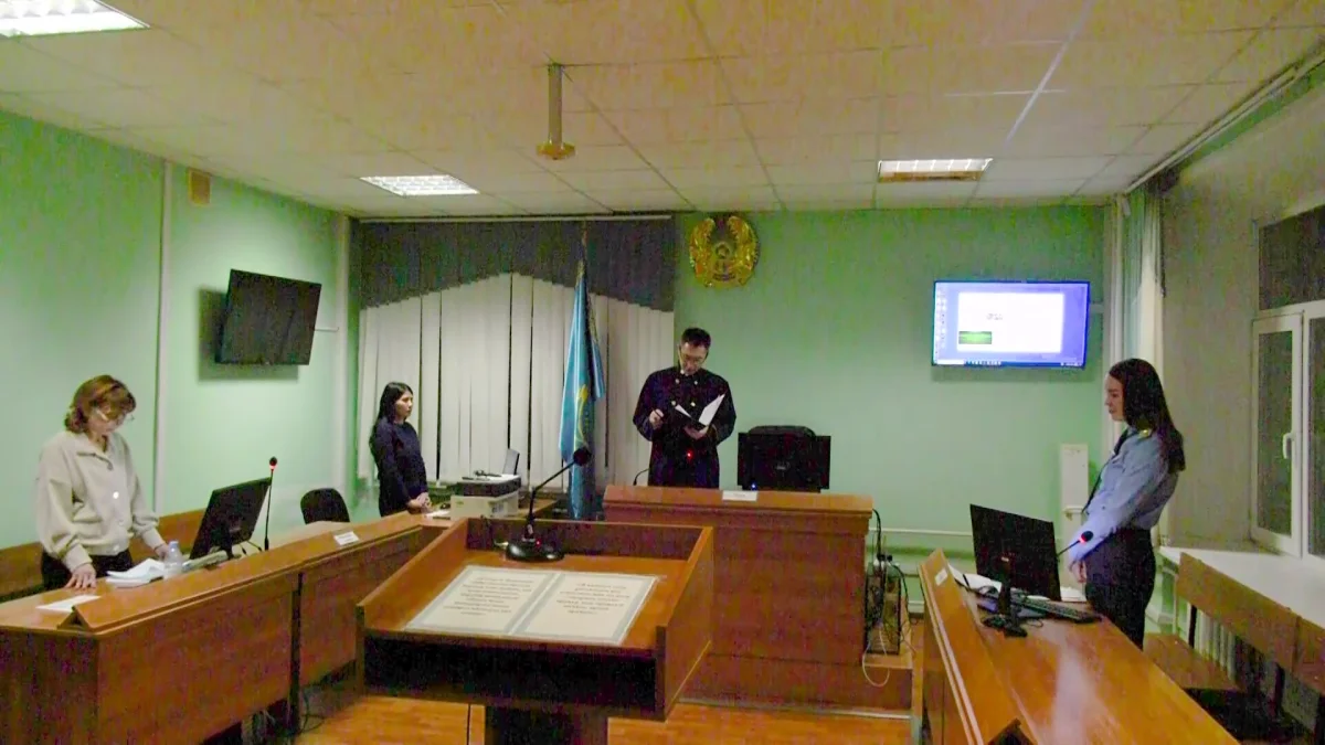 Преследовал полтора года: первый в Казахстане приговор за сталкинг вынесли в суде Петропавловска