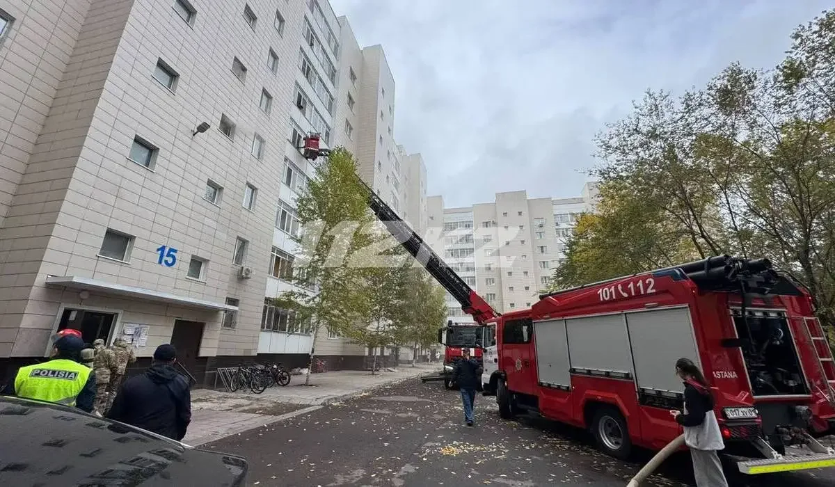 Пожар произошел в девятиэтажном жилом доме в Астане