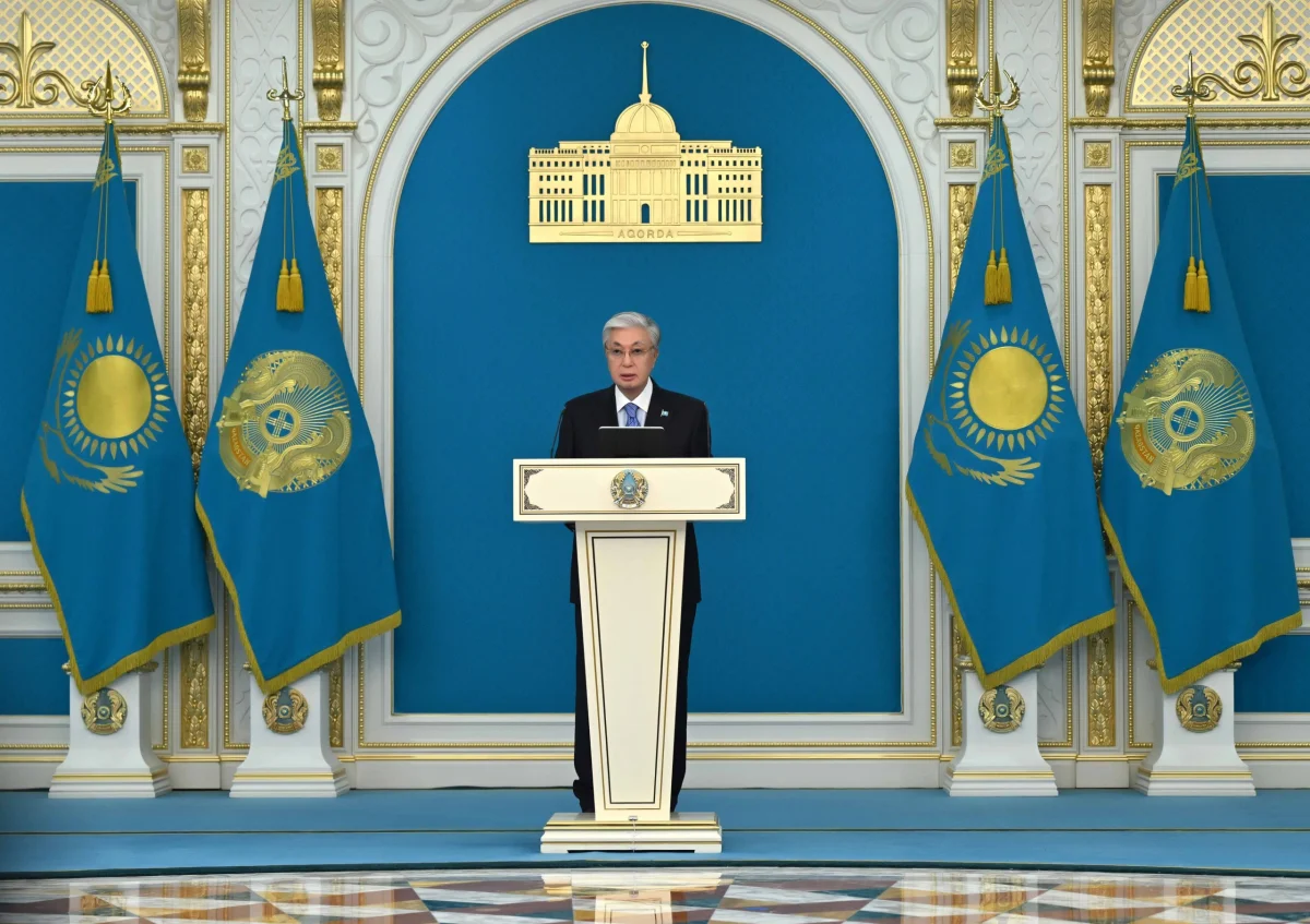 «Ваш труд всегда на виду у всей страны»: Президент наградил спасателей