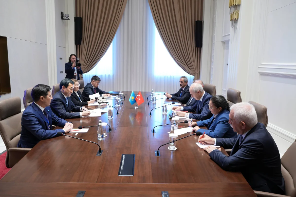 Құрылтай Төрағасы мен Түркияның Ұлы Ұлттық Мәжілісі спикері парламентаралық байланыстардың дамуын талқылады