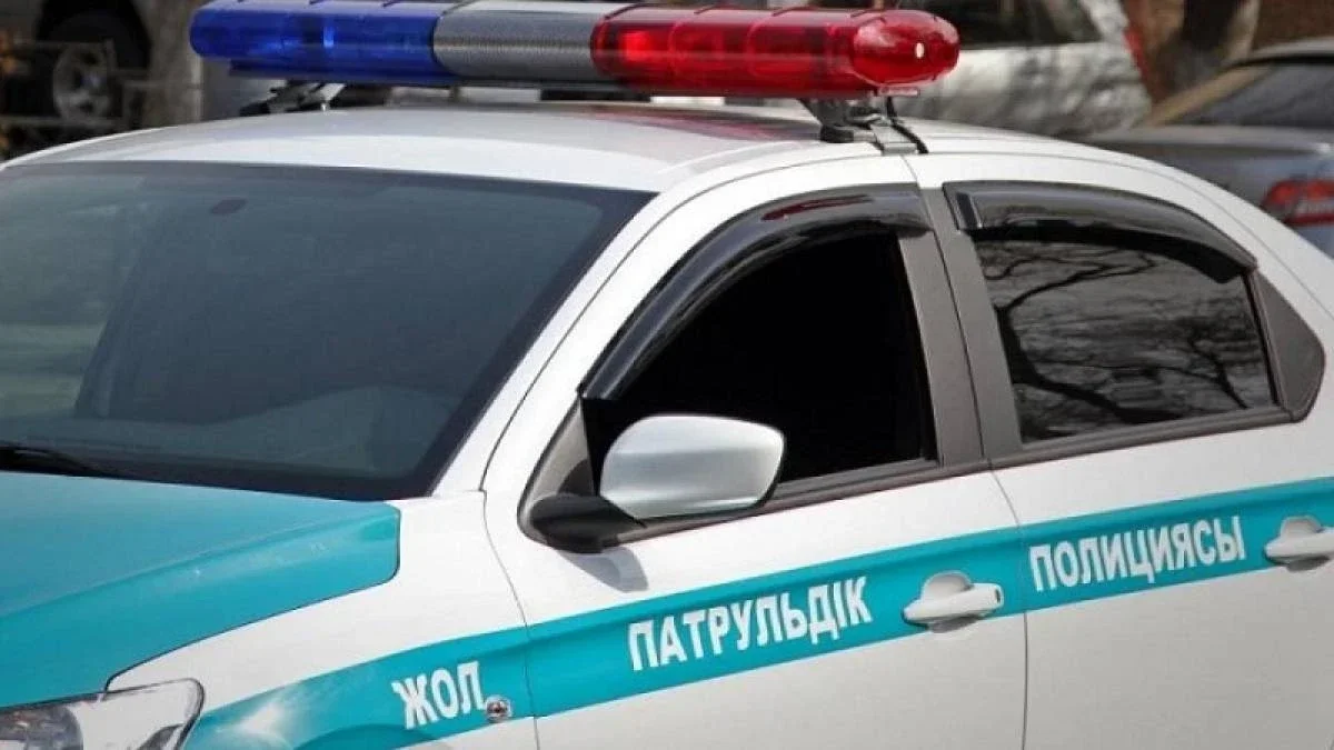 Жамбыл облысында жалған нөмірмен жүрген жүргізуші бір жылға көлік басқару құқығынан айырылды
