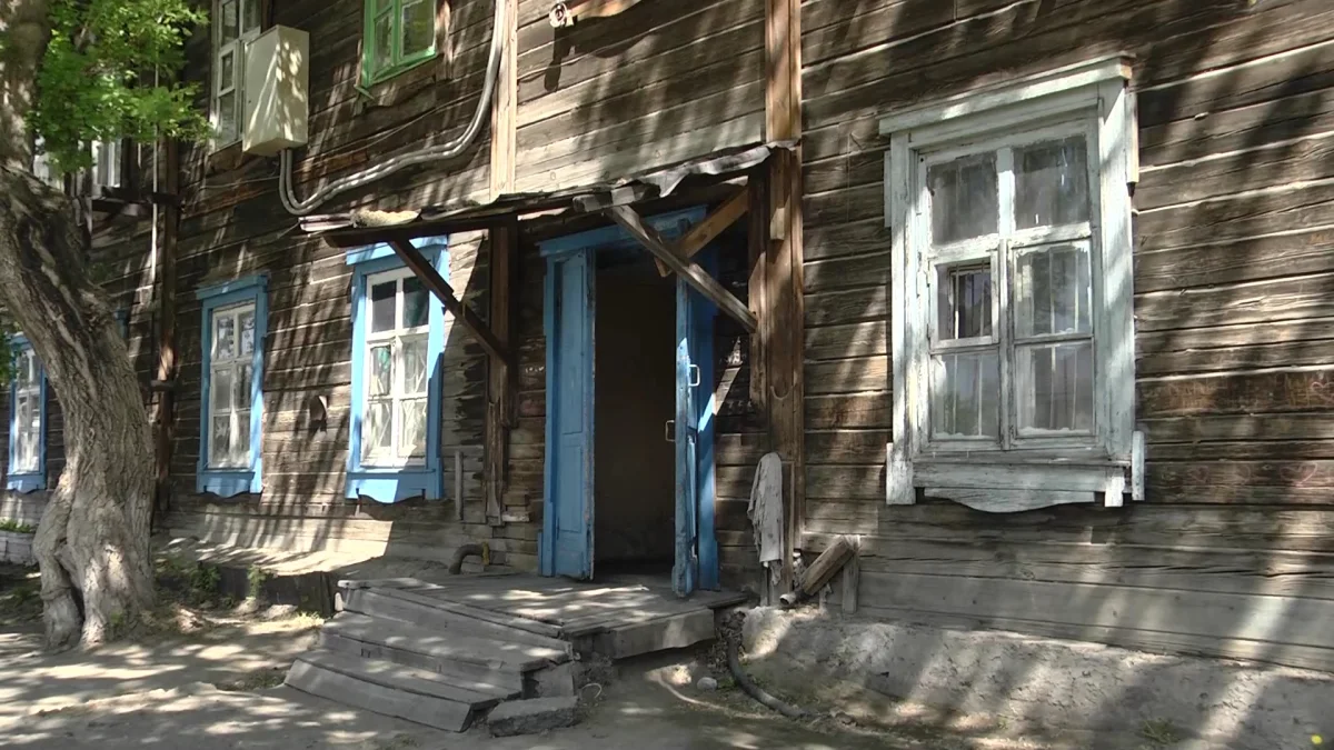 "27 мыңға жуық қазақстандықтың үйі апатты жағдайда тұр",-депутат