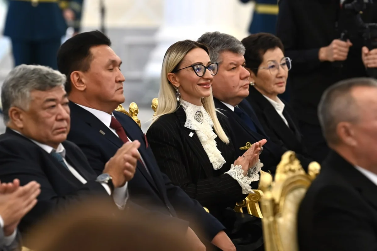 Жеті жыл ішінде он мыңдаған шақырым автокөлік жолы мен темір жолдар салынып, жөнделді – Президент