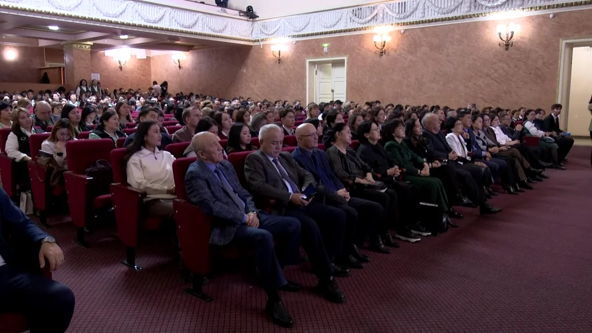 Педагоги поделились опытом и представляли новые подходы к обучению в Усть-Каменогорске