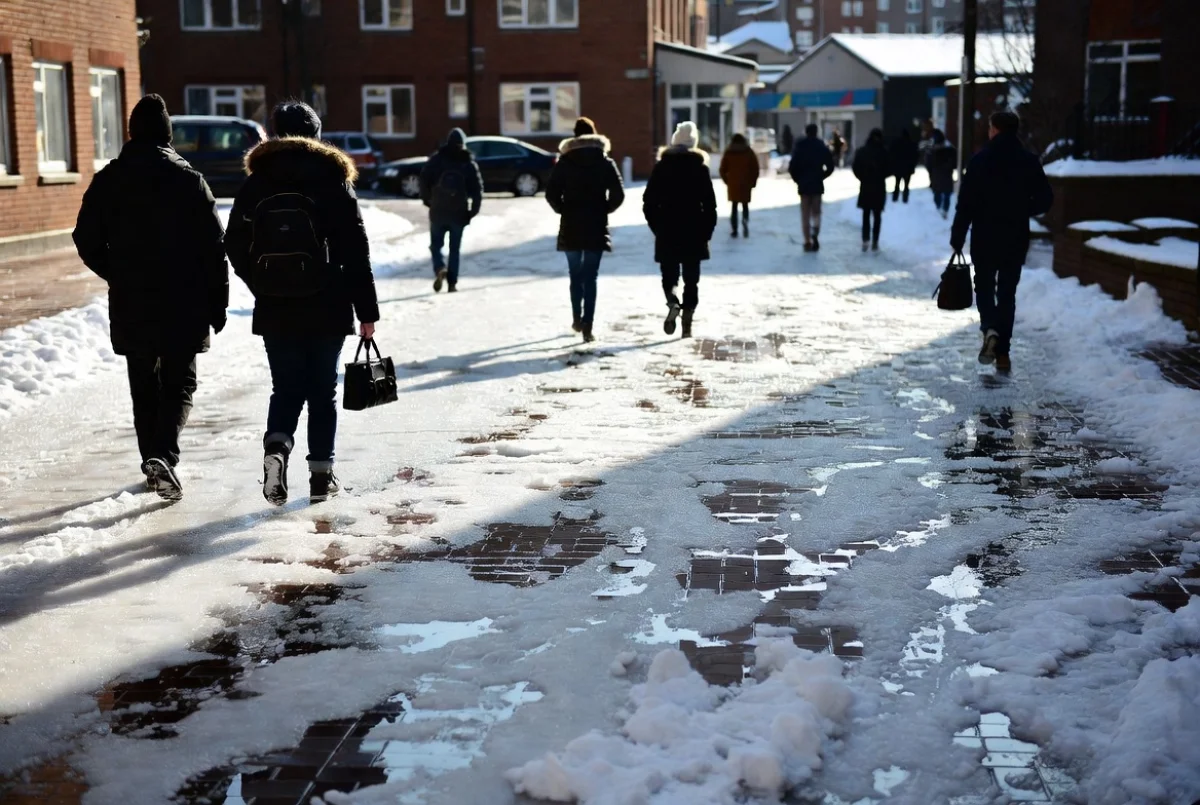 Соль с городских улиц Усть-Каменогорска убрали после жалоб жителей