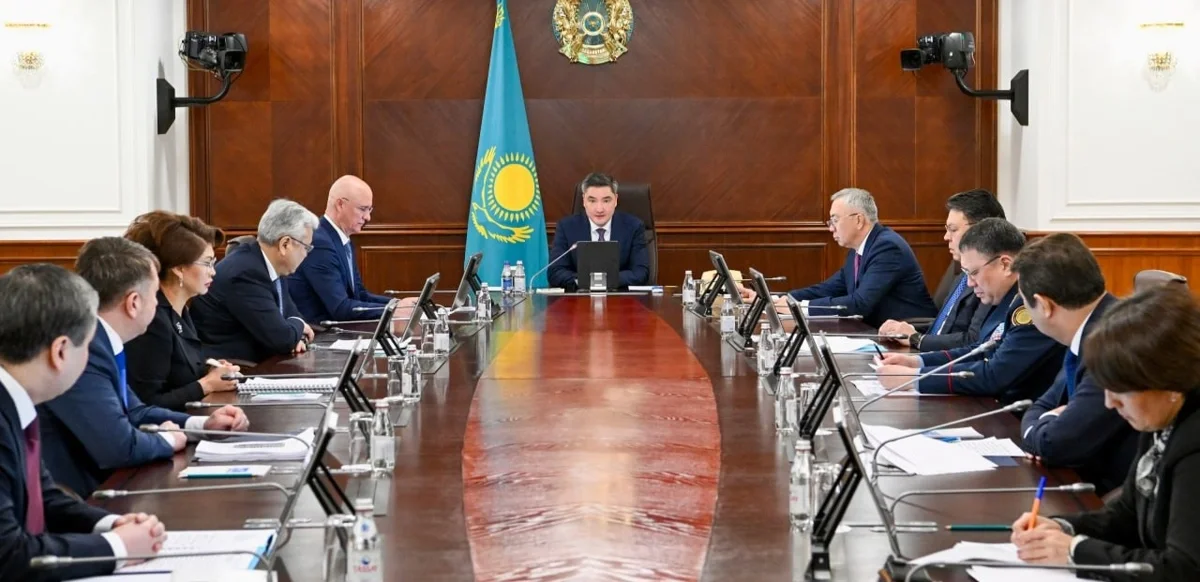 Бектенов жаңа Конституция жобасын халыққа жан-жақты түсіндіру жұмыстарын күшейтуді тапсырды