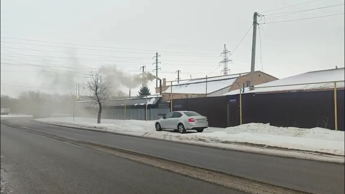 "Почти не горит" - карагандинцы жалуются на качество угля