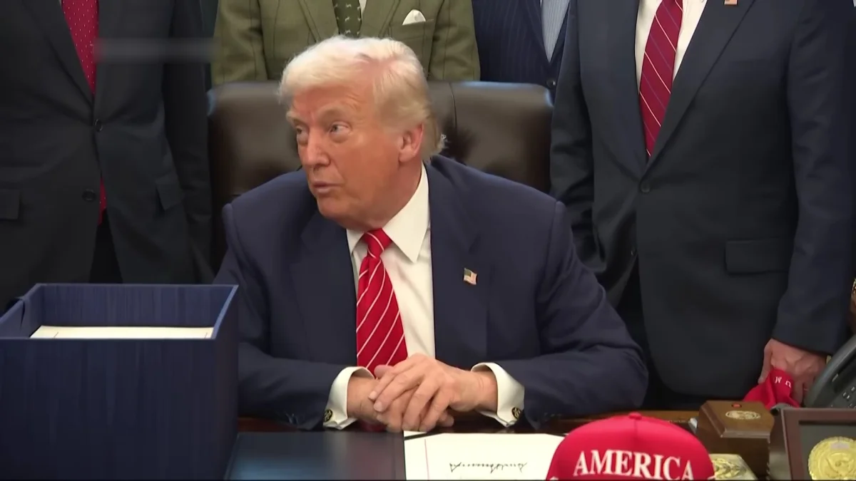 Трамп журналистерді балағаттады