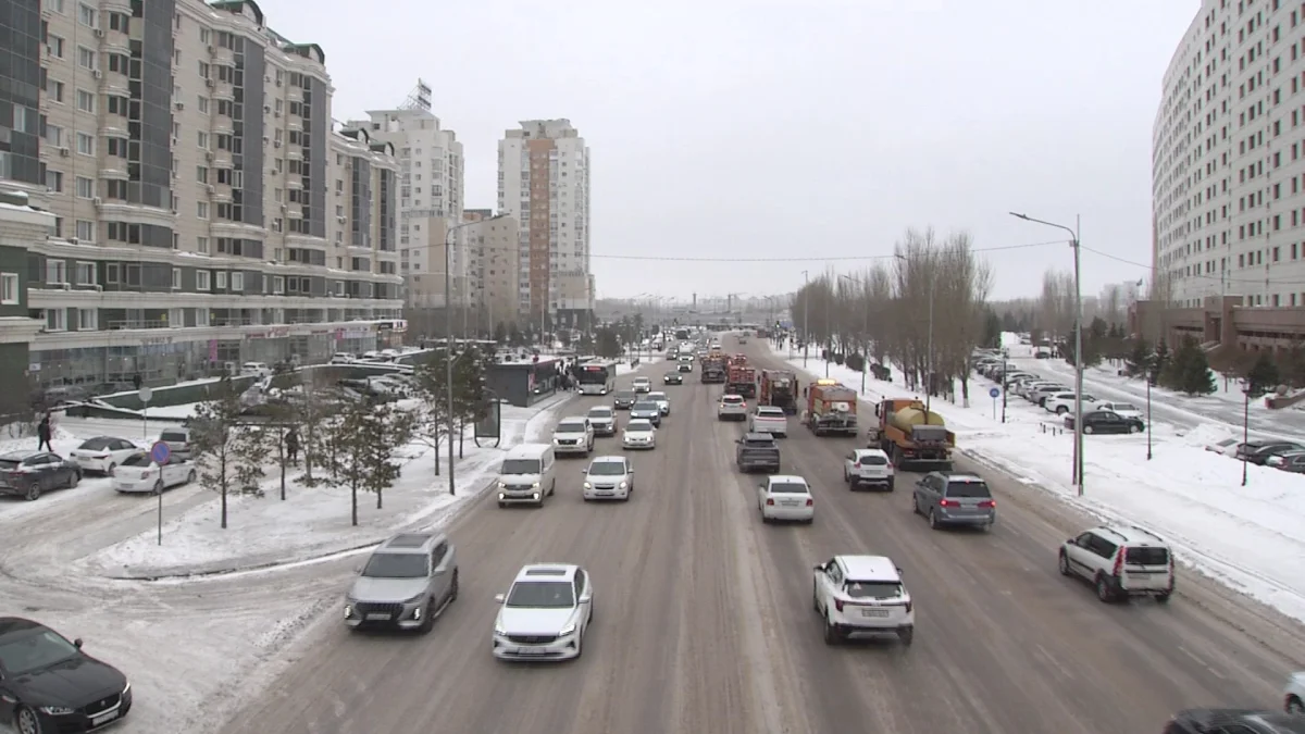 Toyota Alphard-пен жолаушы тасымалдауға тыйым салынады