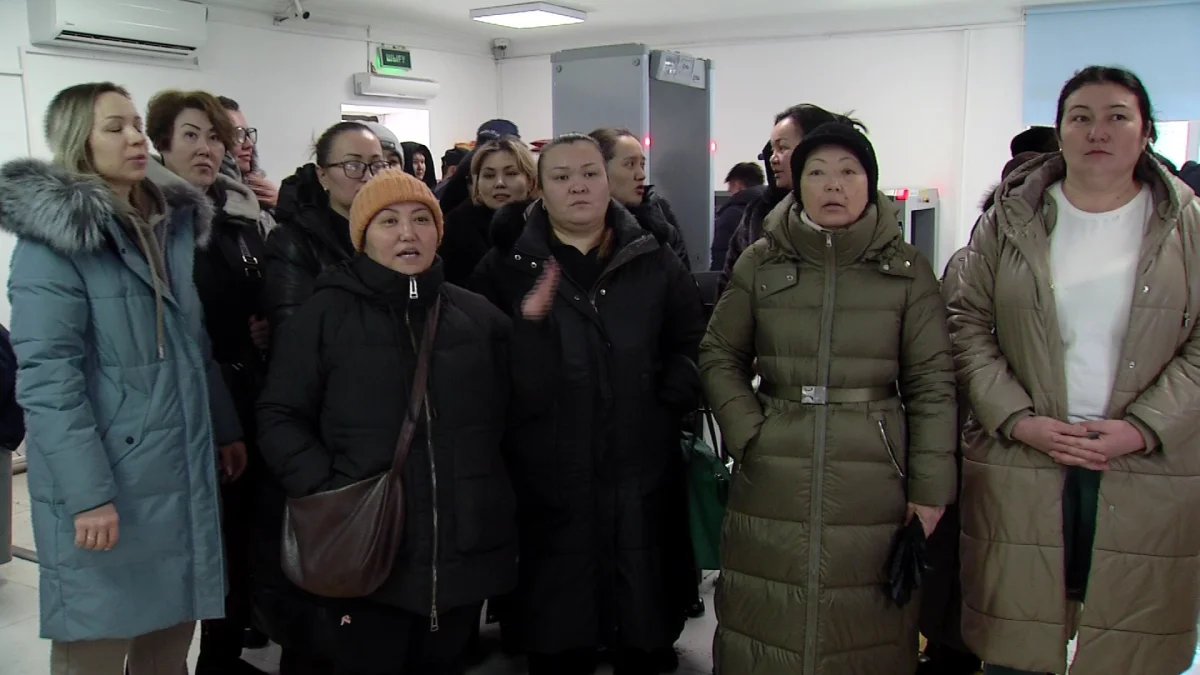 Более 3500 пострадавших: родители из Астаны и Алматы требуют вернуть деньги за приостановленные детские абонементы