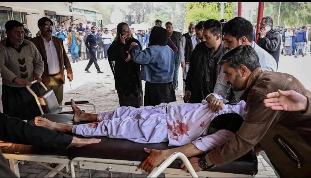 Более 30 человек погибли из-за взрыва в мечети под Исламабадом